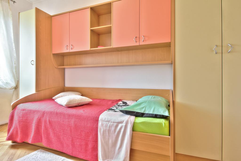 Apartment Roko 乌马格 外观 照片